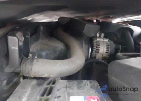 2004 Chevrolet Tahoe Ls z USA, uszkodzony, nr VIN 1GNEC13Z74R130590